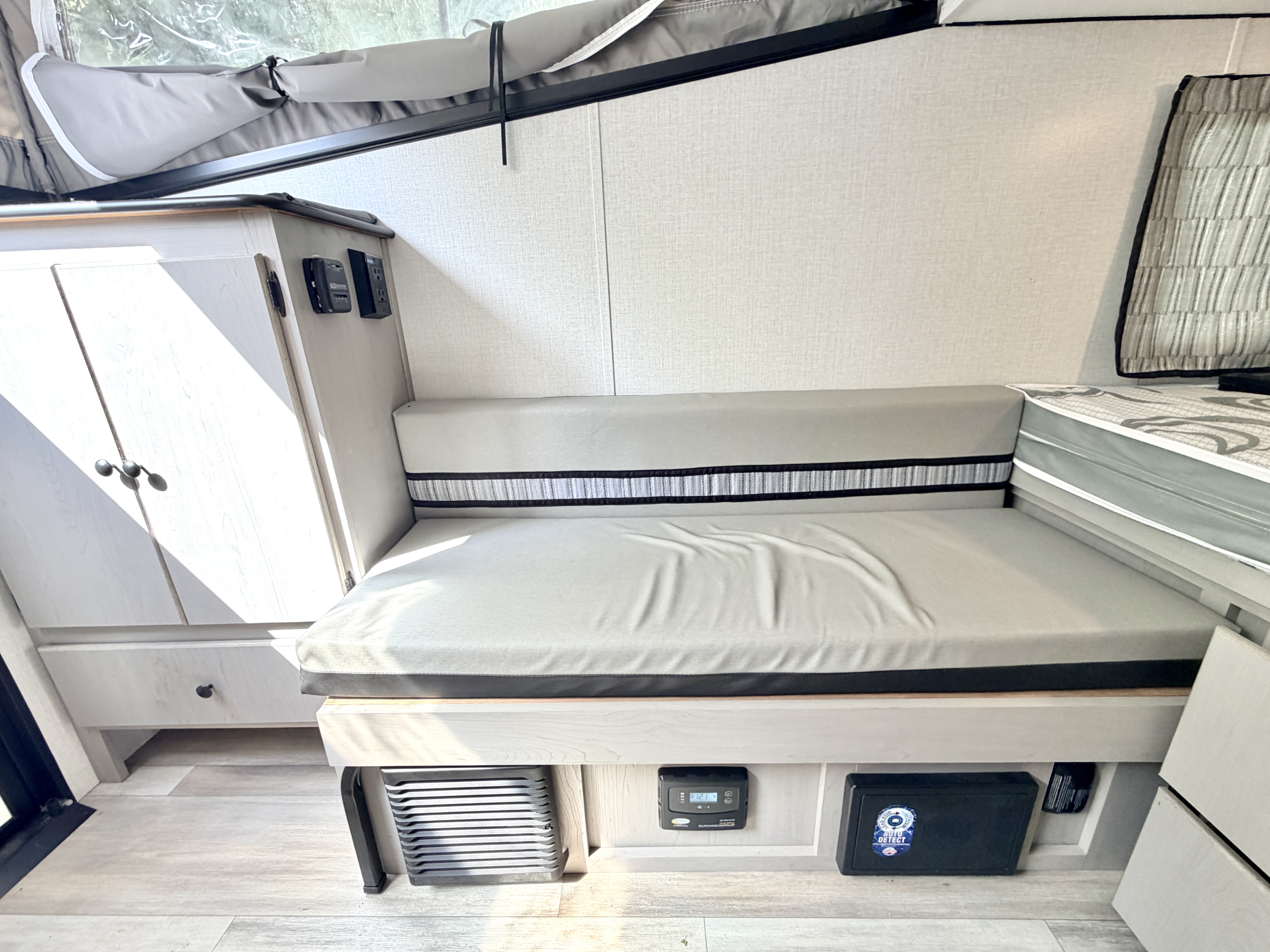 2023 Coachmen Clipper Express 12.0TD PRO - Image 18