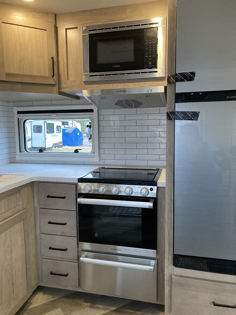 2023 Ember RV Touring Edition 26RB - Image 14