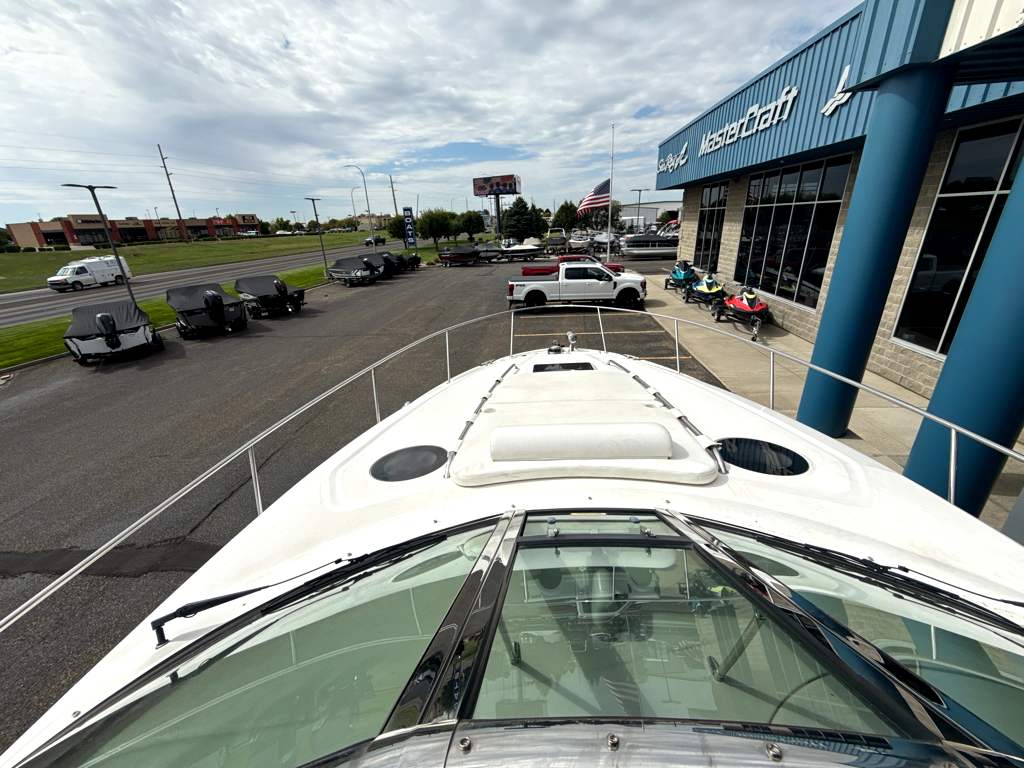 2006 Sea Ray 320 Sundancer - Image 19