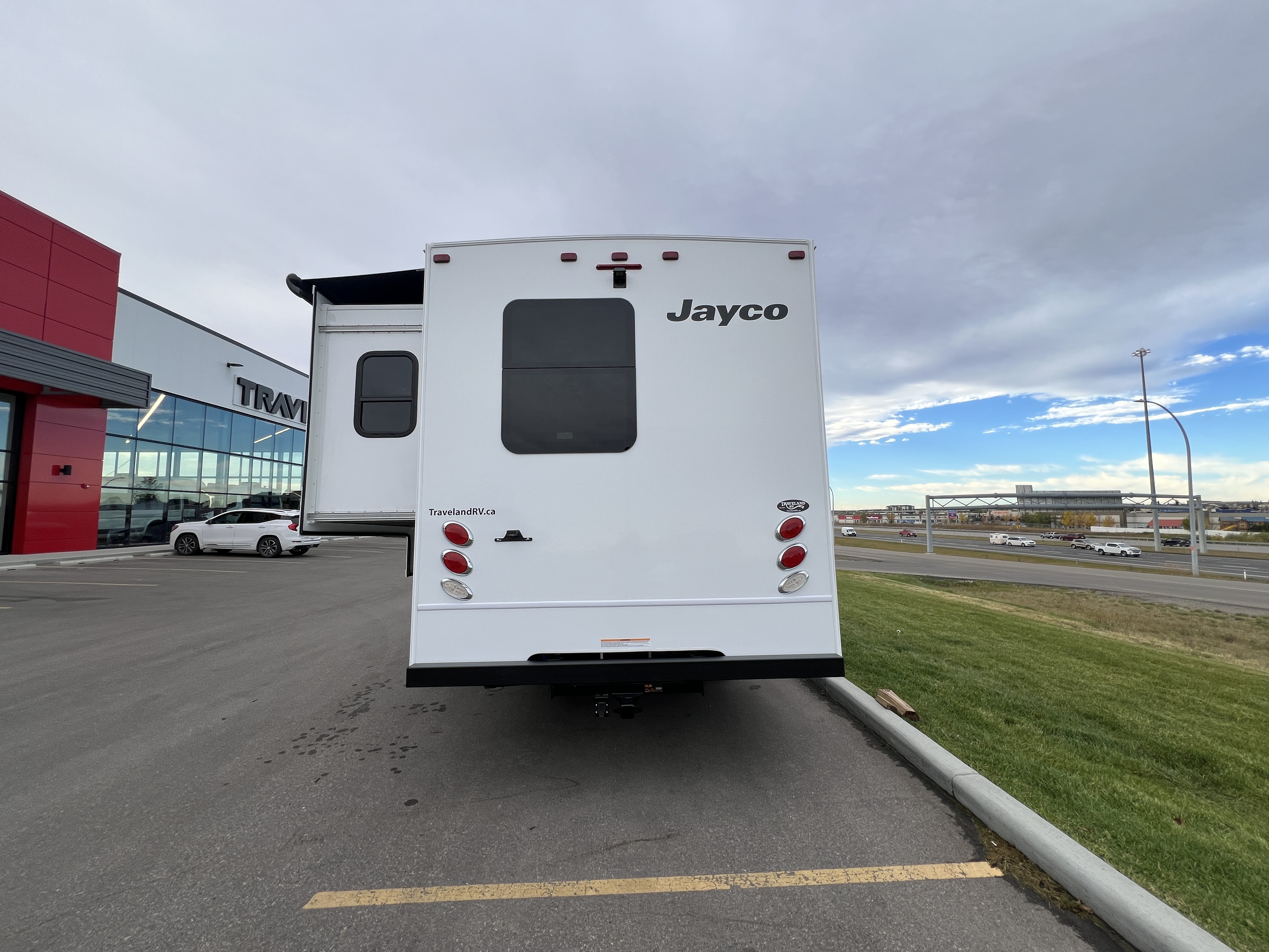 2027 Jayco Melbourne 24L - Image 9