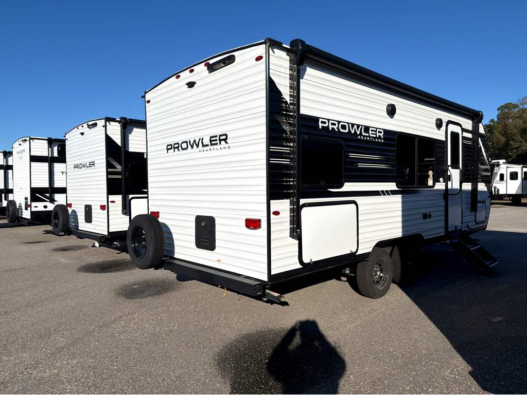 2026 HEARTLAND PROWLER 2000MB - Image 6