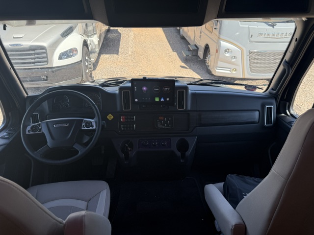 2027 Thor Motor Coach Inception 38DX - Image 5