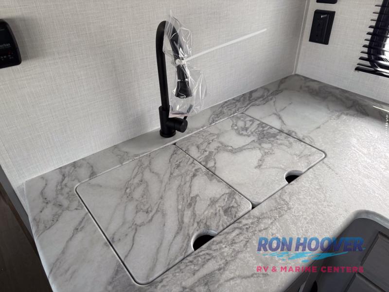 2025 COACHMEN 282DORM - Image 33