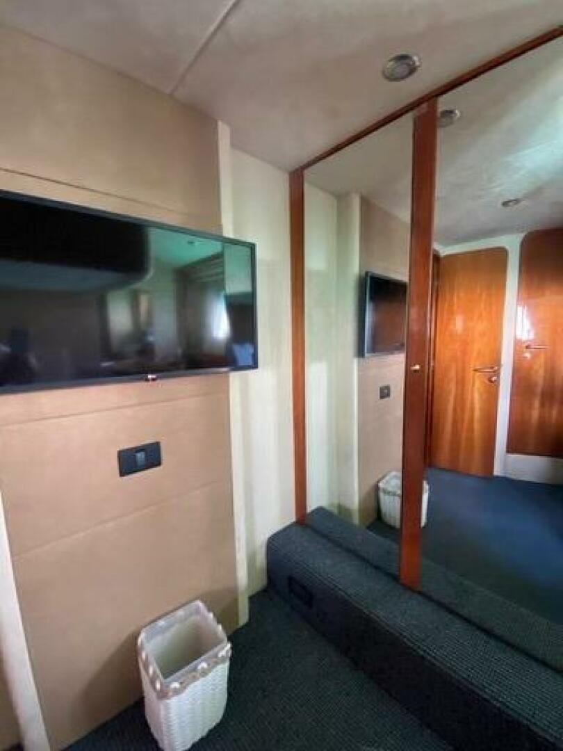 2006 Sunseeker Manhattan 50 - Image 32