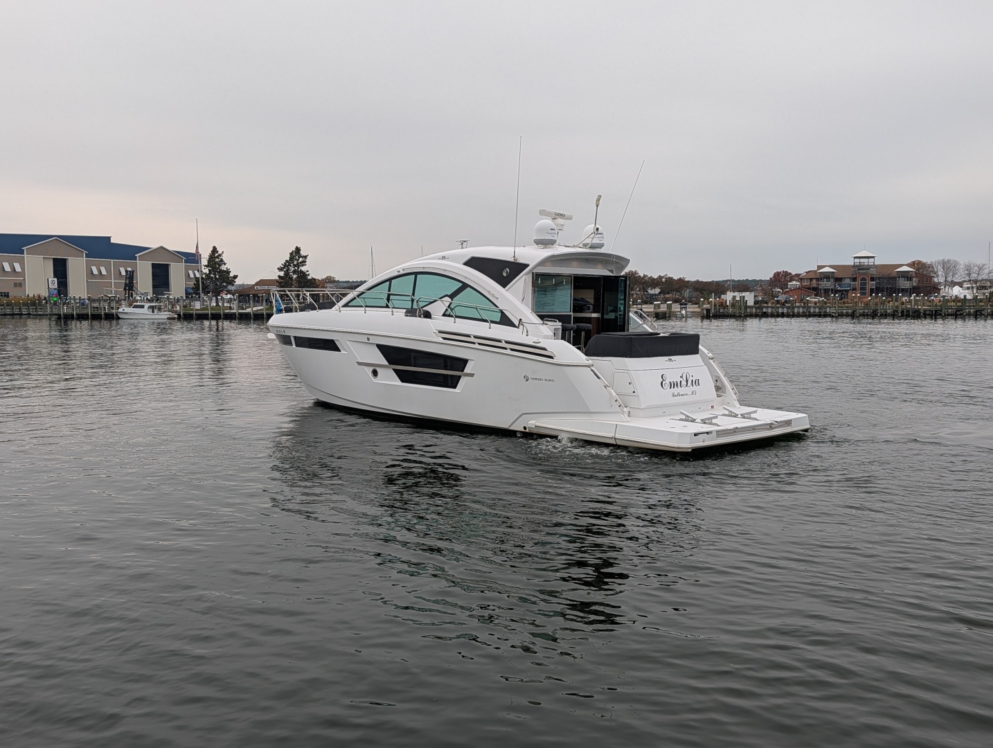 2022 Cruisers Yachts 54 Cantius - Image 3