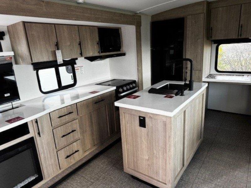 2026 Grand Design Imagine 2670MK - Image 10