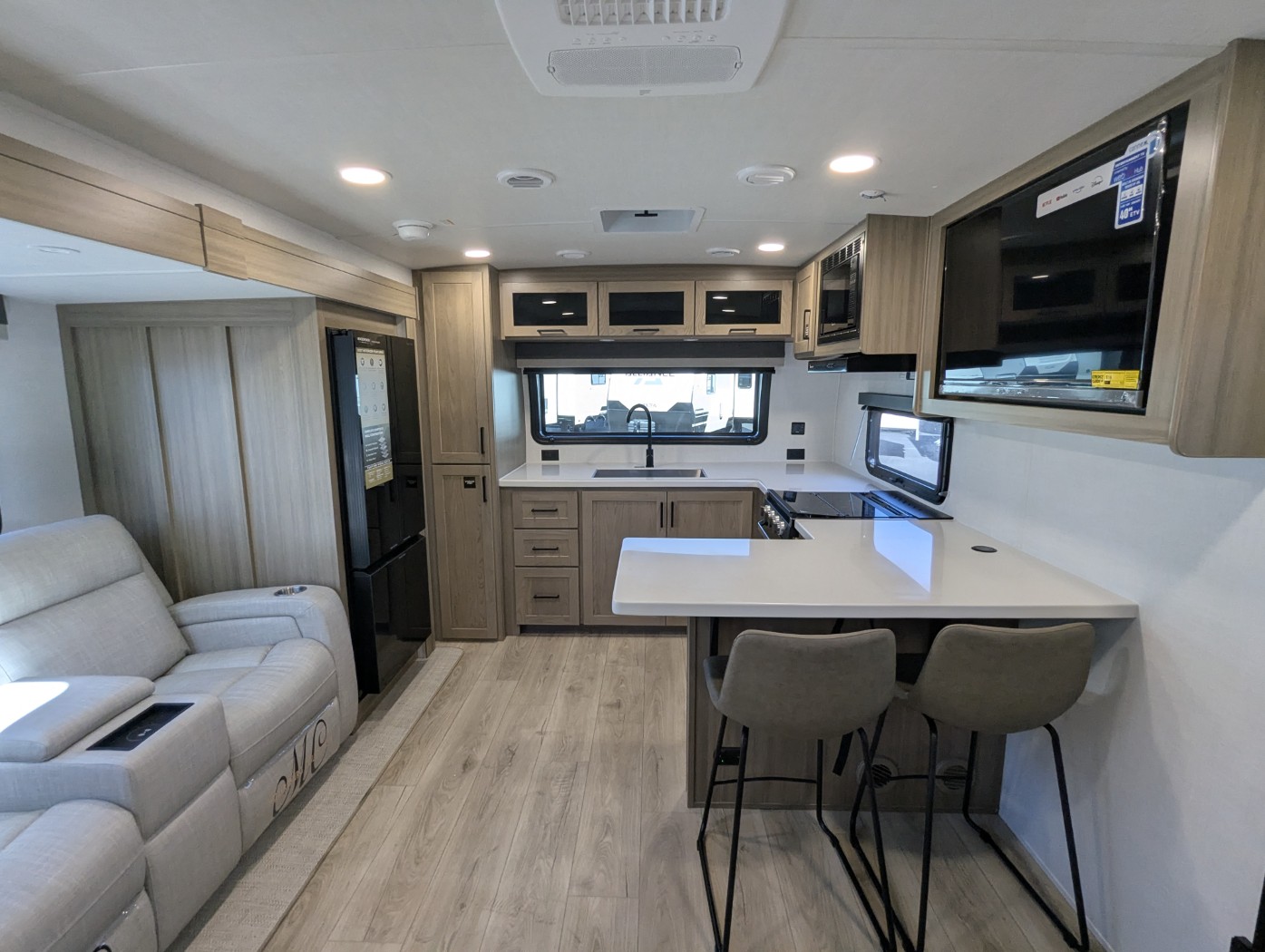 2027 Forest River Rockwood Mini Lite 2523MBR - Image 30