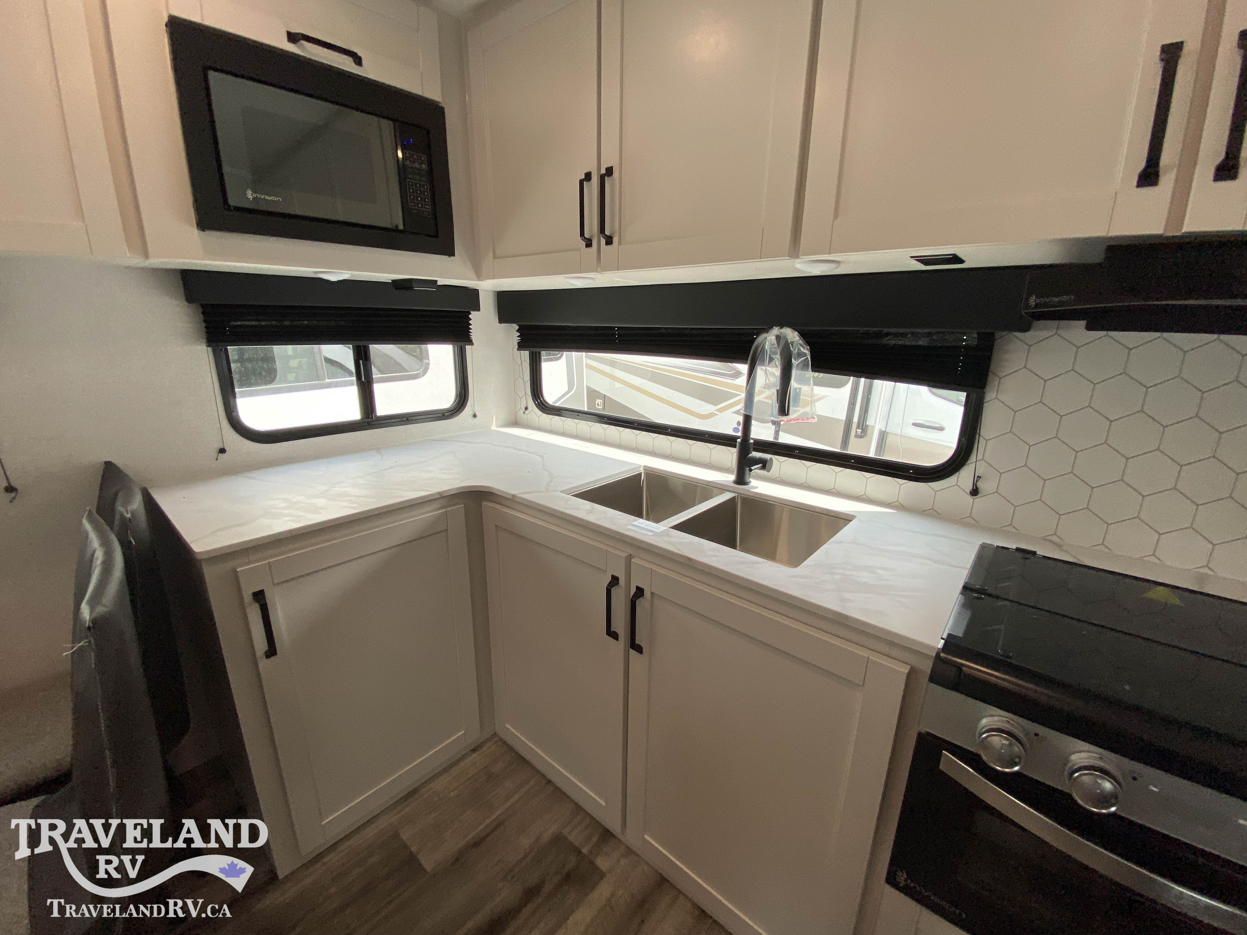 2026 Highland Ridge Roamer Light Duty 24MLDS - Image 15