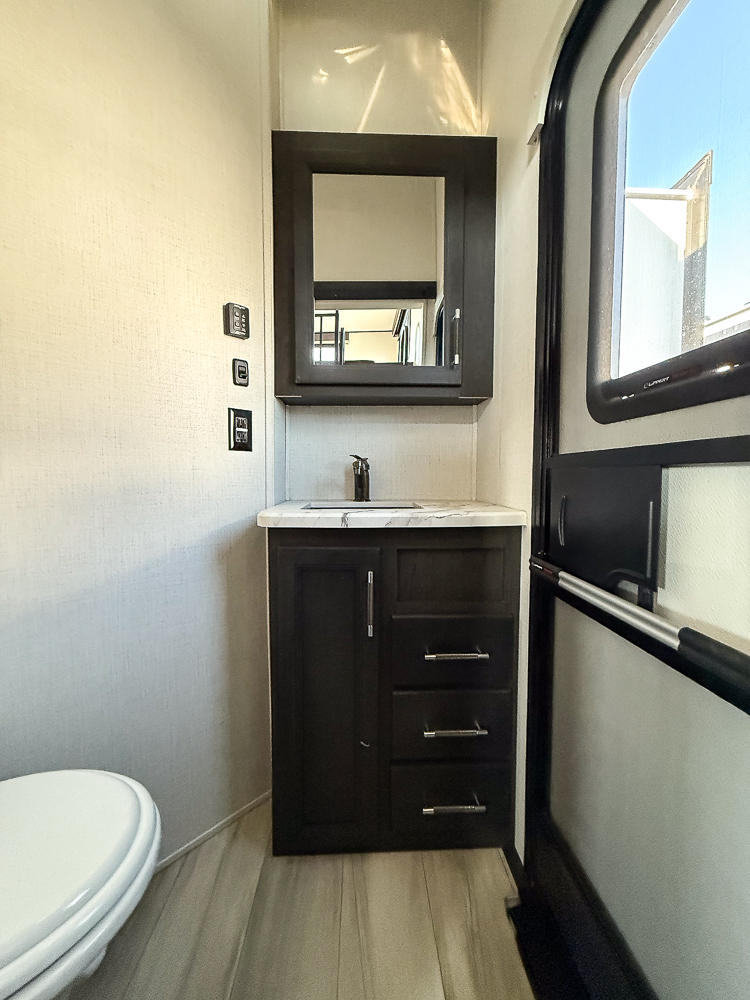 2026 KEYSTONE 380LT - Image 64