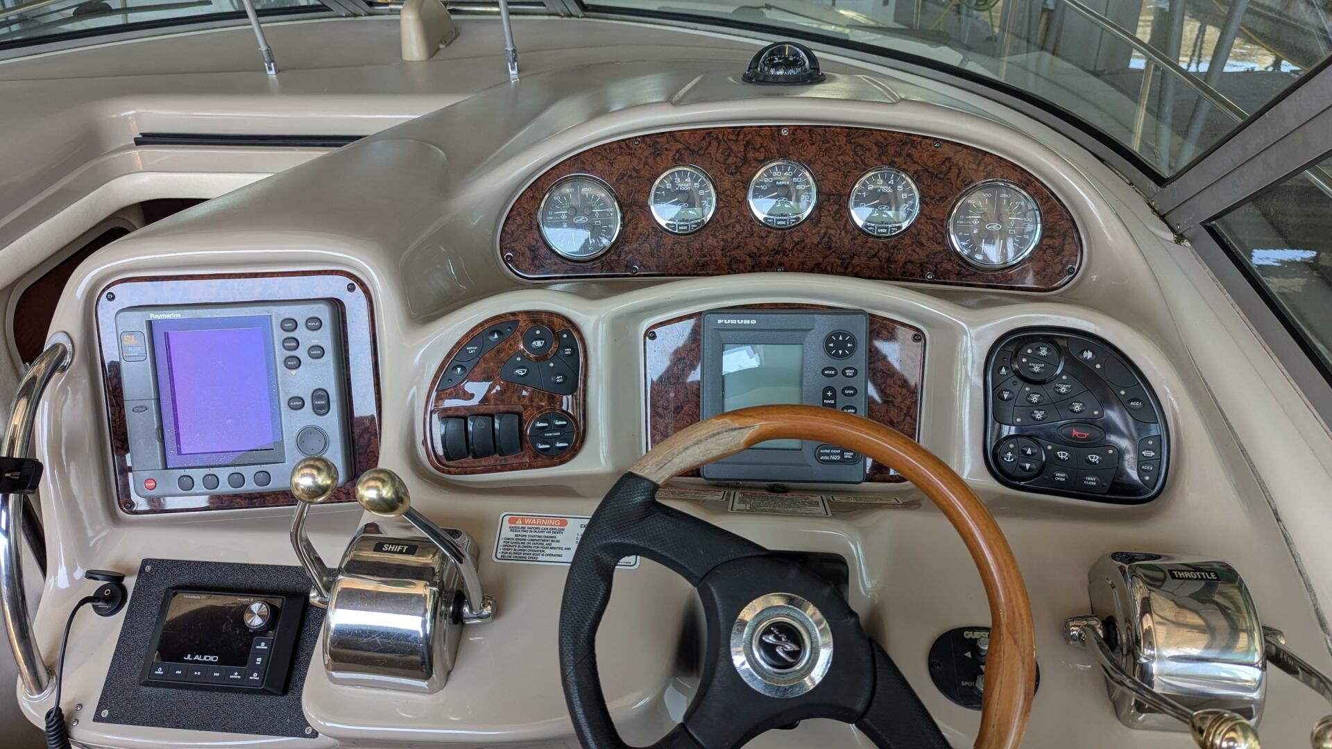 2004 Sea Ray 340 Sundancer - Image 16