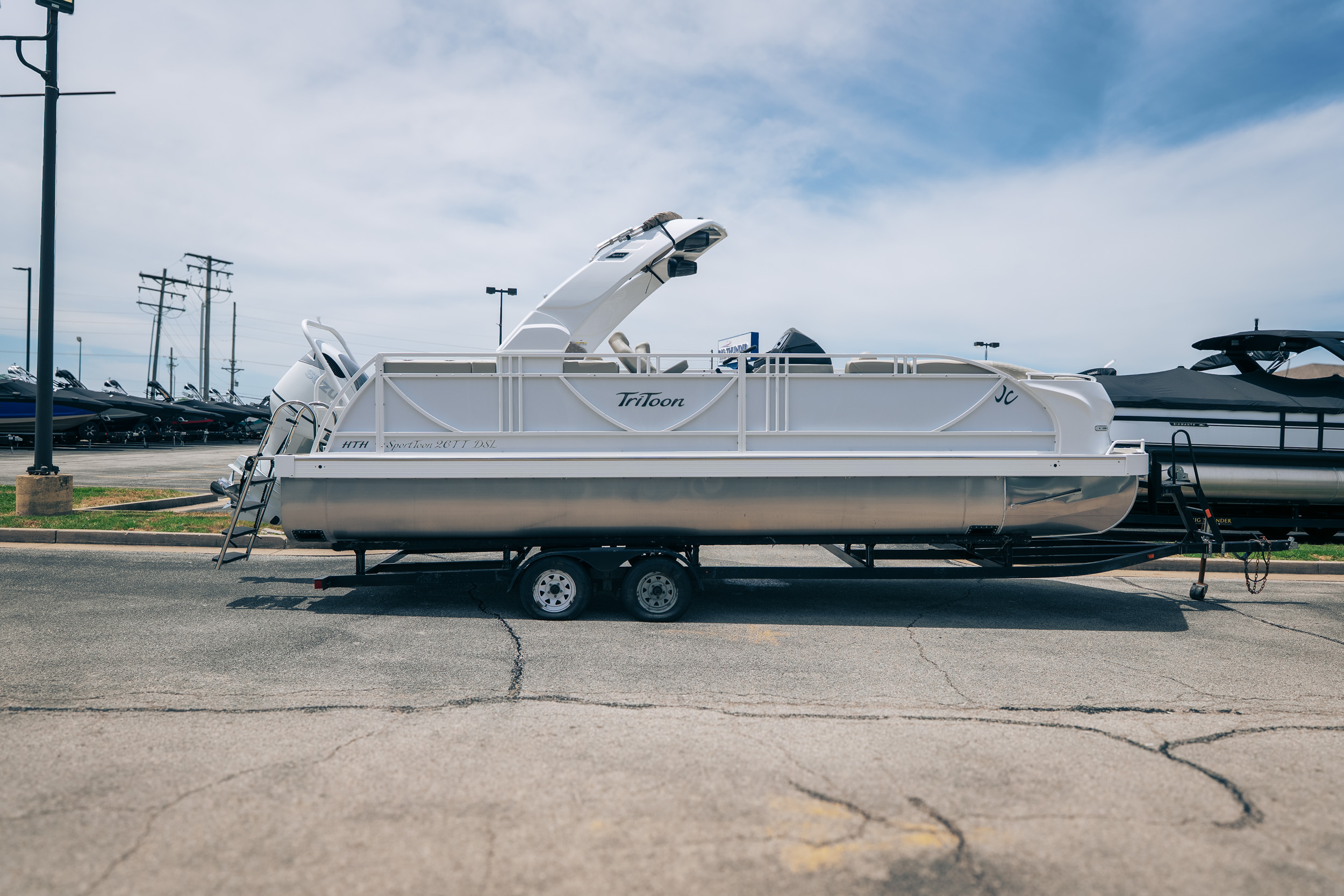 2026 JC Tritoon SportToon 26 TT - Image 36
