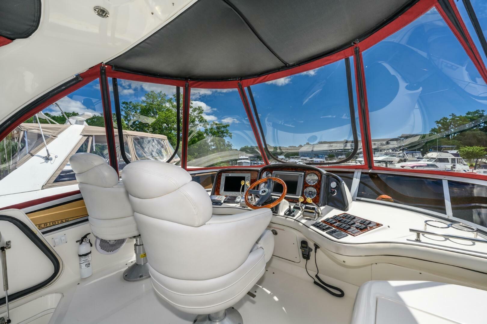 2005 Sea Ray 420 Sedan Bridge - Image 10