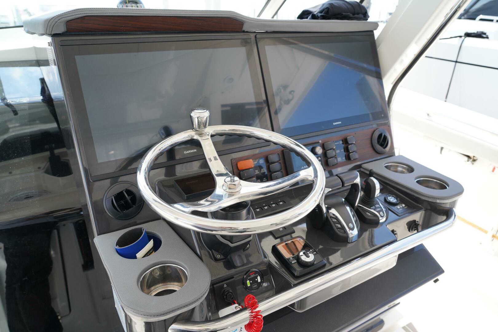 2022 PURSUIT S 428 Sport Base - Image 25