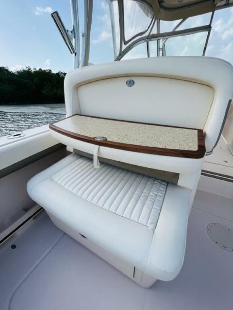 2014 Grady-White Freedom 335 - Image 37