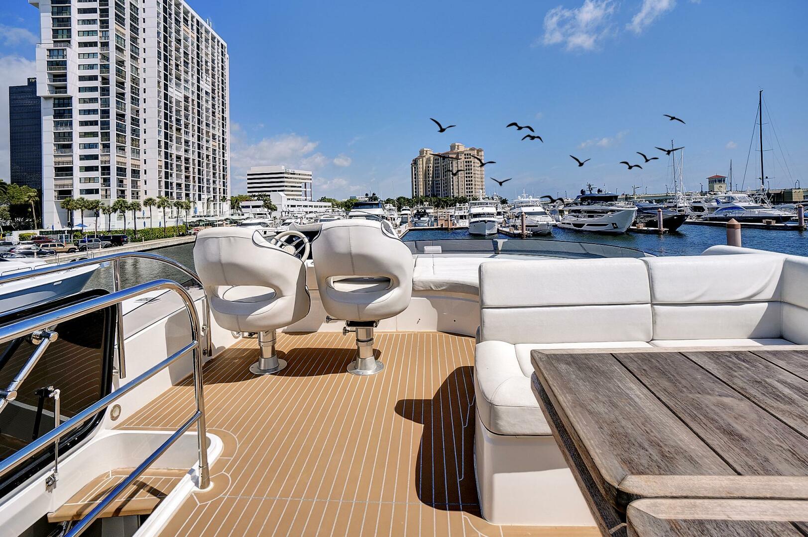 2017 Sunseeker 68 Sport Yacht - Image 21