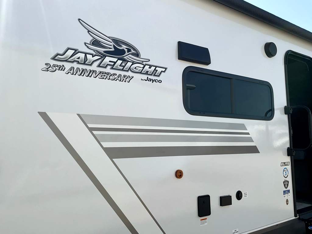 2027 JAYCO Jay Flight 321BDS - Image 36