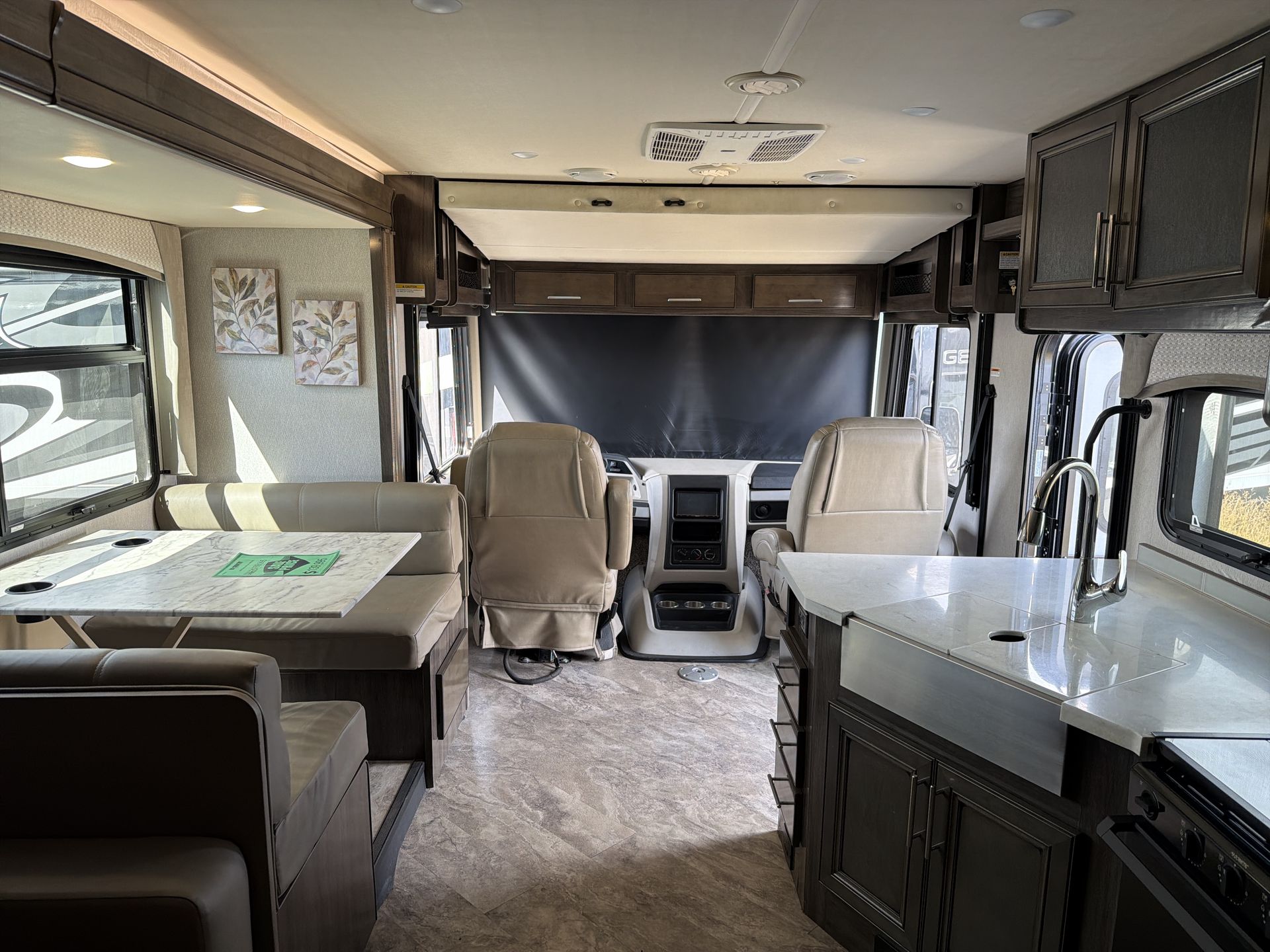 2022 Fleetwood Fortis 34MB - Image 33