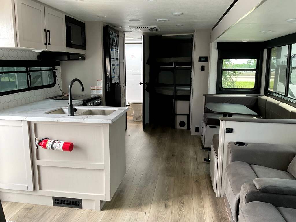 2026 JAYCO Jay Feather 29 BHB - Image 7