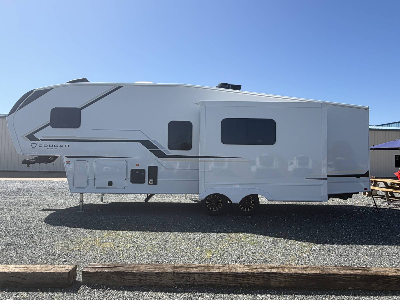 2026 Keystone Cougar Sport 2700BH - Image 4