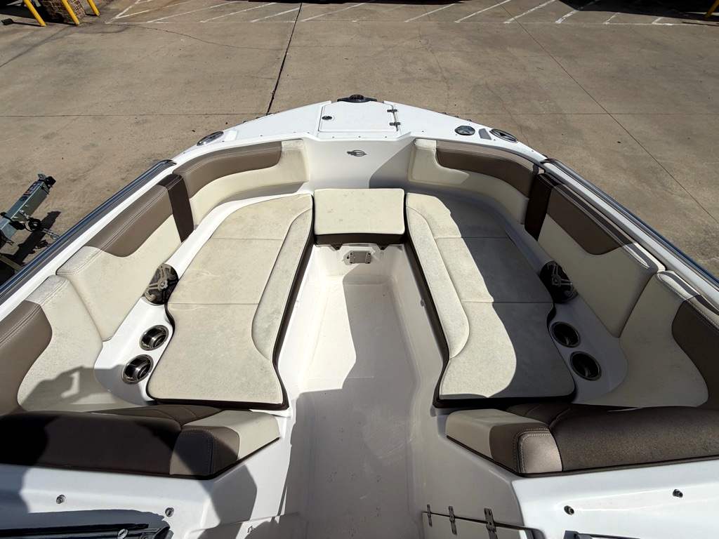 2019 CHAPARRAL 2019 SUNCOAST 230 - Image 17