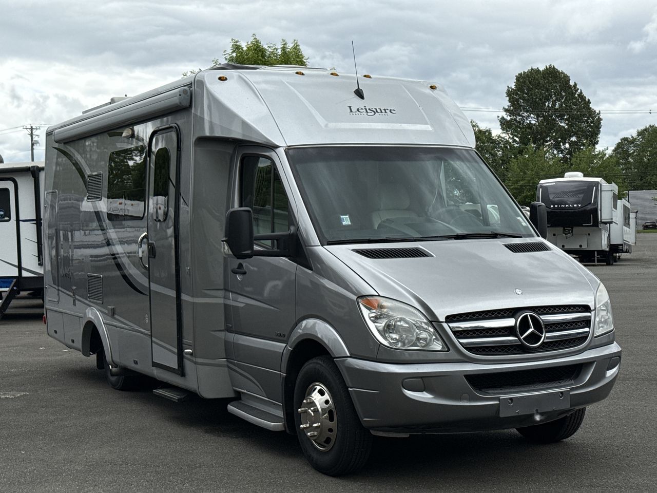 Www Alhudapk Venom Ss Trike For Sale Mercedes Benz Unity U24mb - Main Image