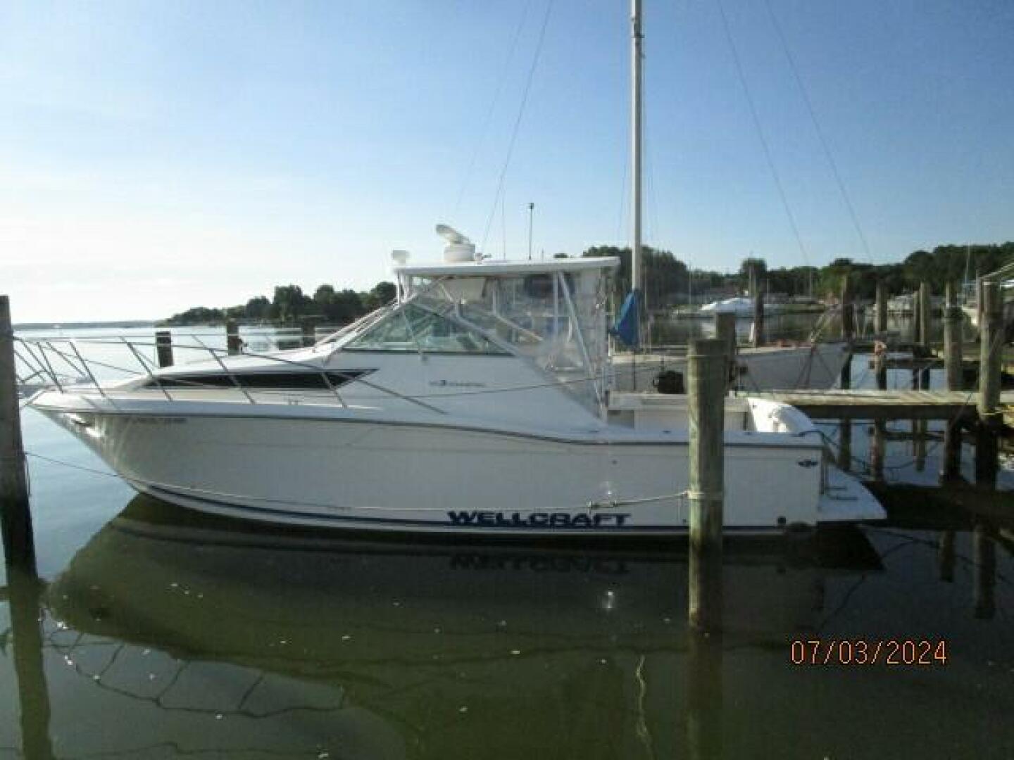1996 Wellcraft 3300 Coastal - Image 7