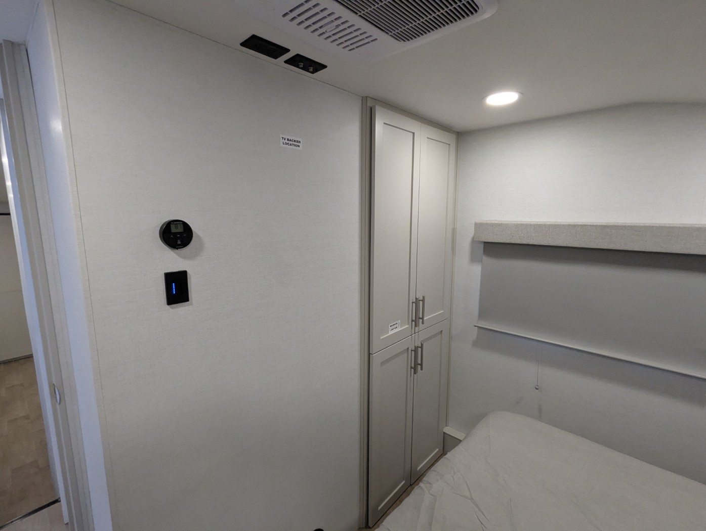 2027 Alliance RV Avenue 30BH - Image 22