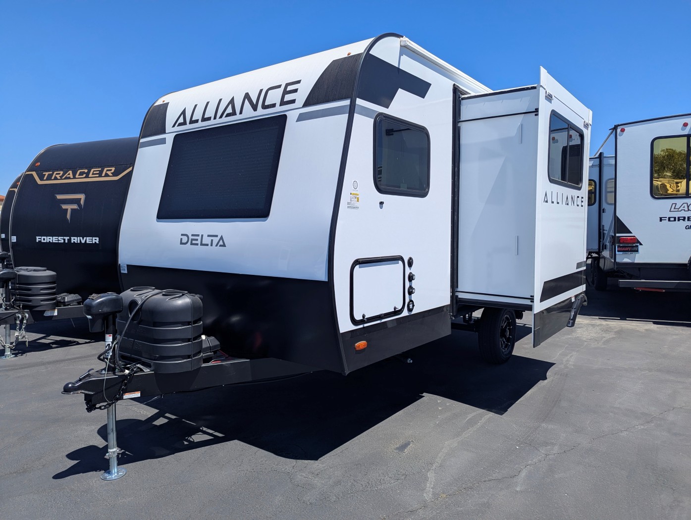 2027 Alliance RV Delta ML166 - Image 3