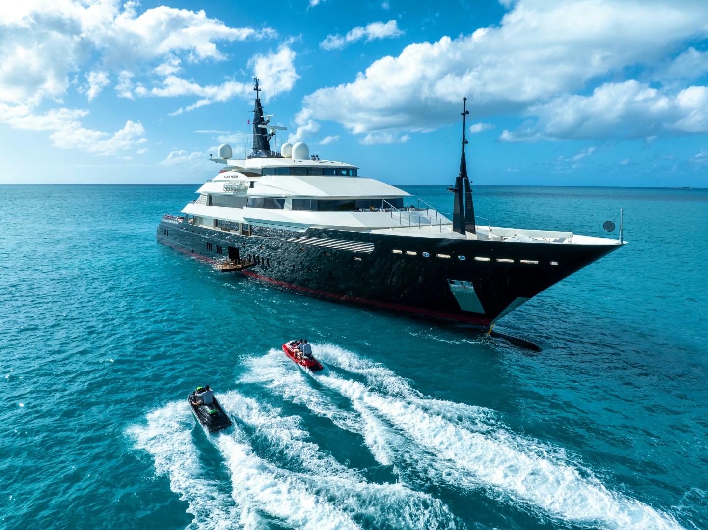 2007 Oceanco Custom - Image 3