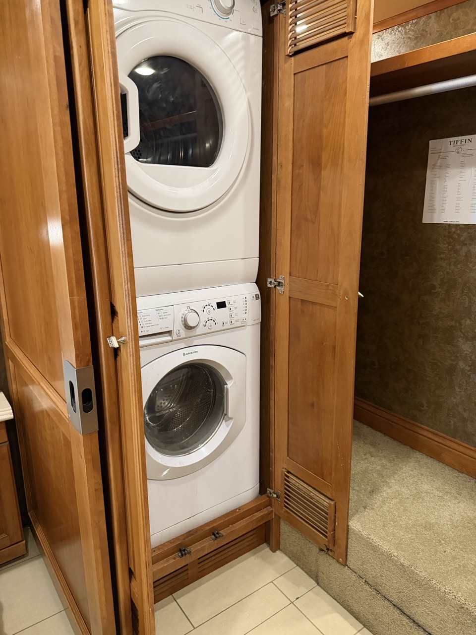 2015 Tiffin Phaeton 40 AH - Image 24