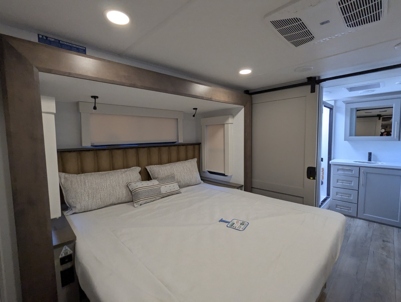 2026 Alliance RV Paradigm