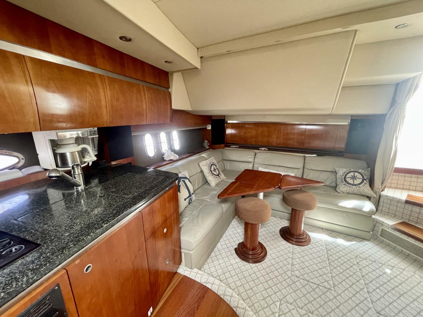 2006 Cruisers Yachts 420 Express - Image 23