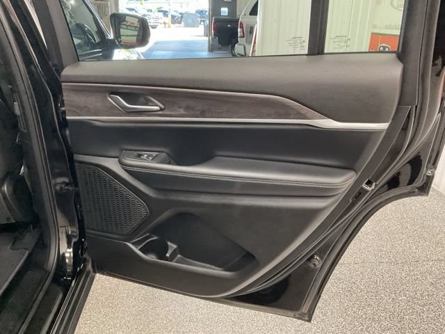 2025 Jeep Grand Cherokee L Limited 4X4 - Image 32