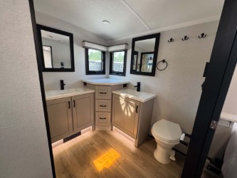 2026 JAYCO NORTH POINT 382FLRB - Image 19