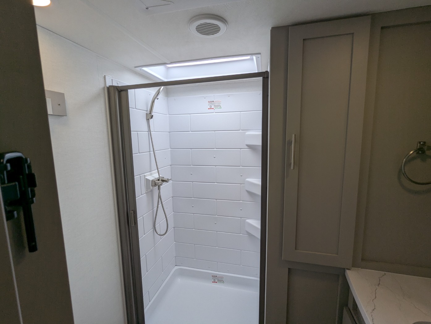 2026 Alliance RV Avenue 29RL - Image 11