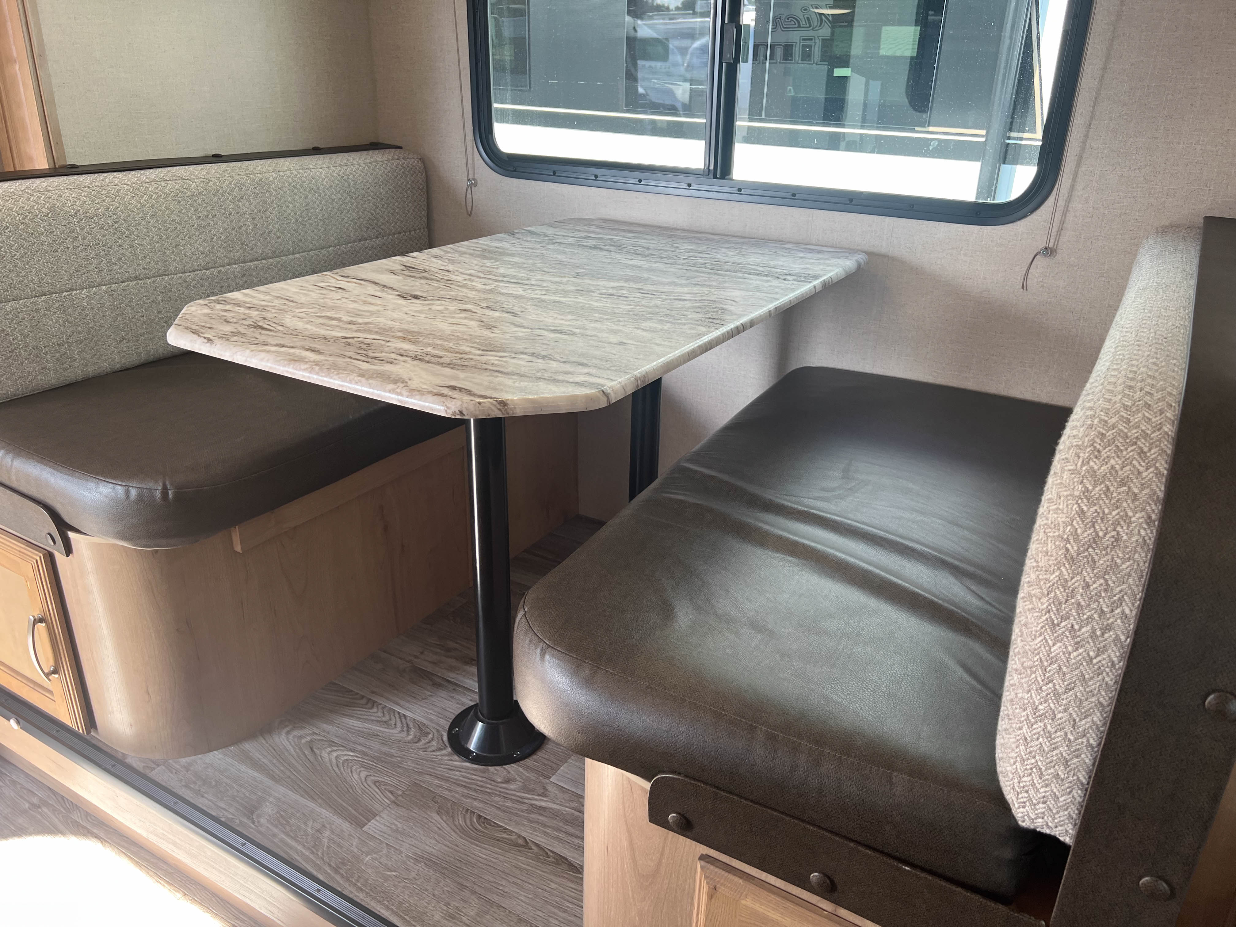 2020 Winnebago Micro Minnie 1808FBS - Image 21