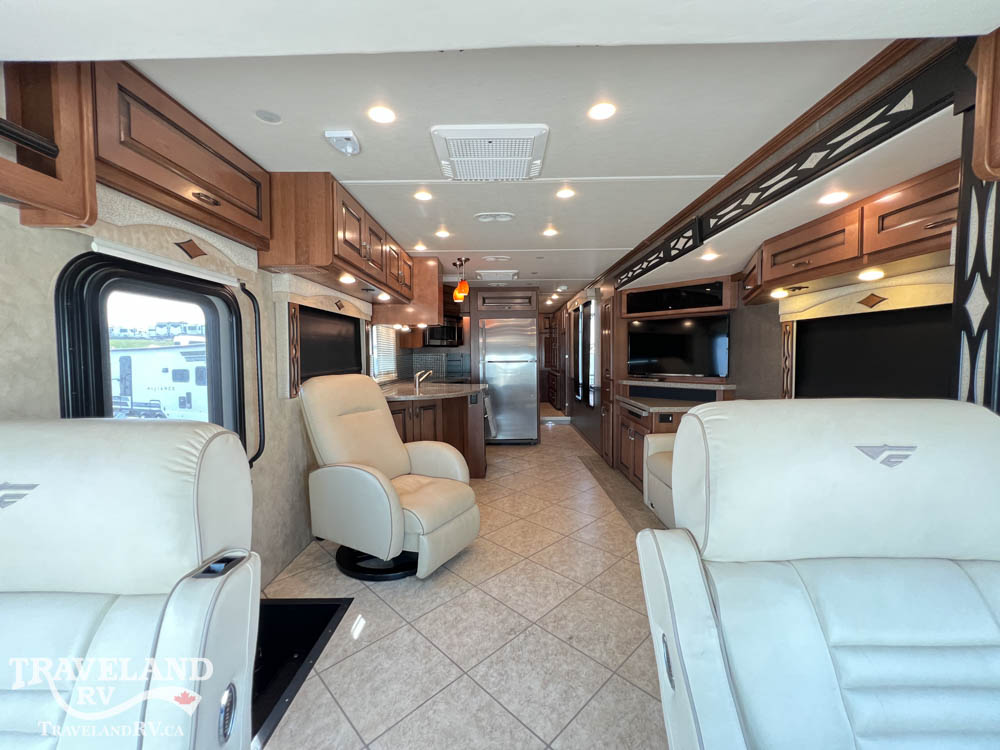 2015 Fleetwood Excursion 35B - Image 3