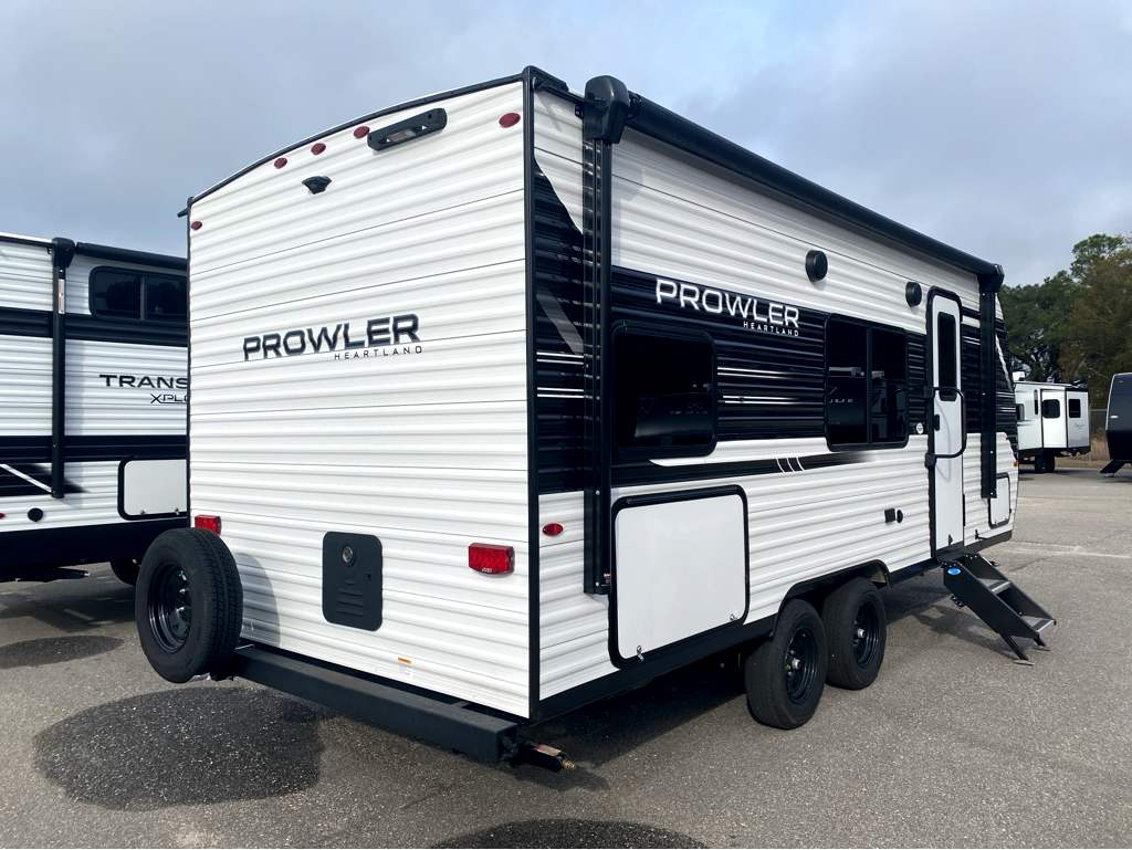 2026 HEARTLAND PROWLER 2000MB - Image 8