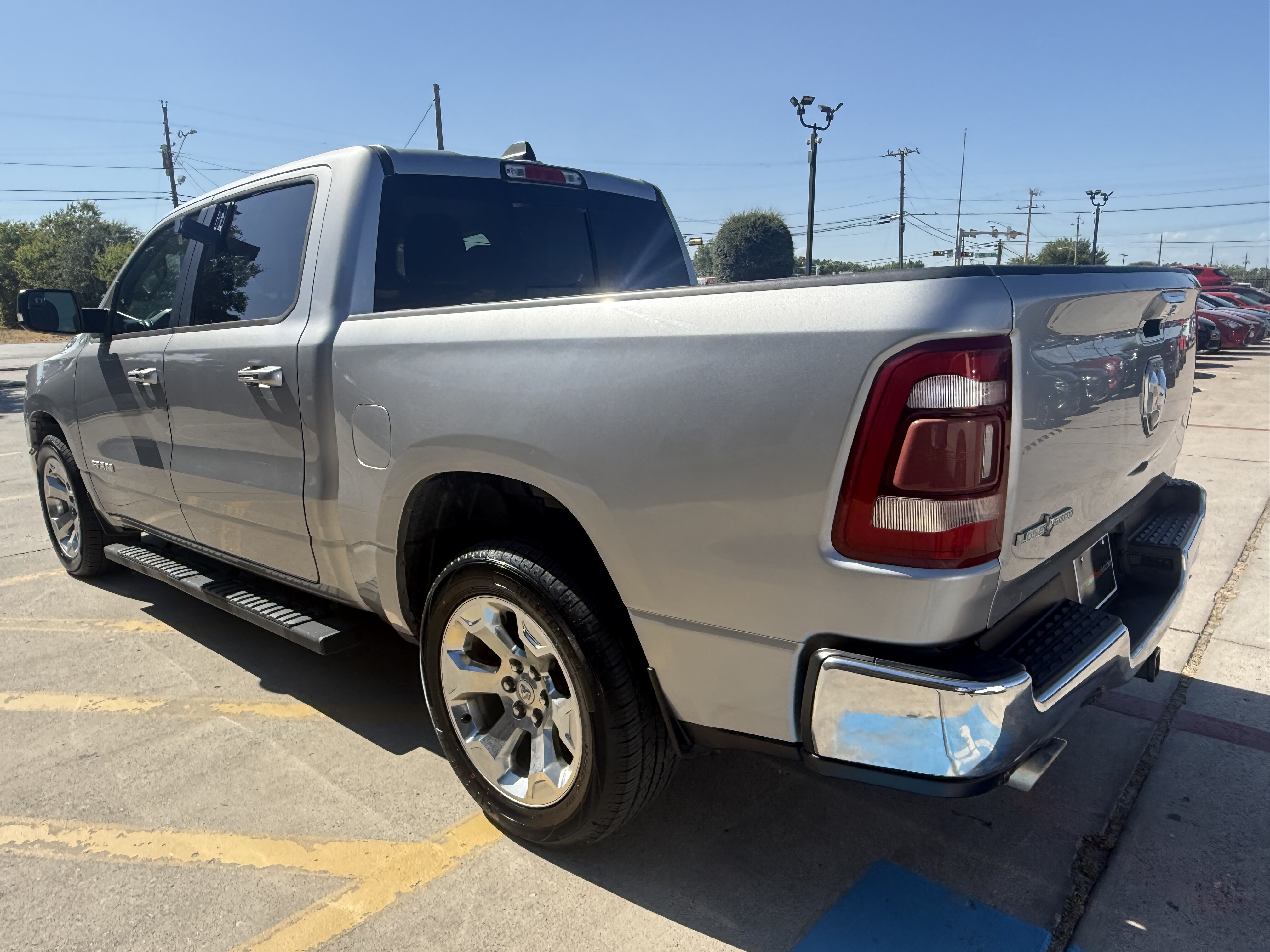 2019 Ram 1500 Pickup Crew Cab Bighorn/Lone Star 4WD - Image 10