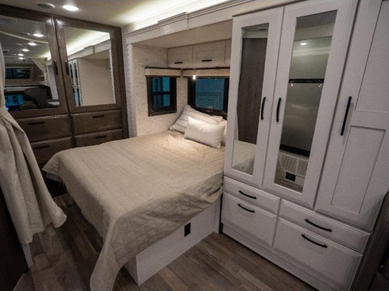 2025 Jayco Redhawk 24B - Image 11