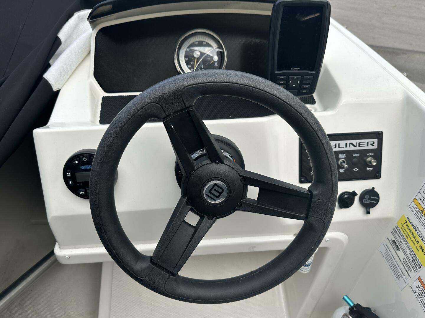 2023 Bayliner M Series M17 - Image 15