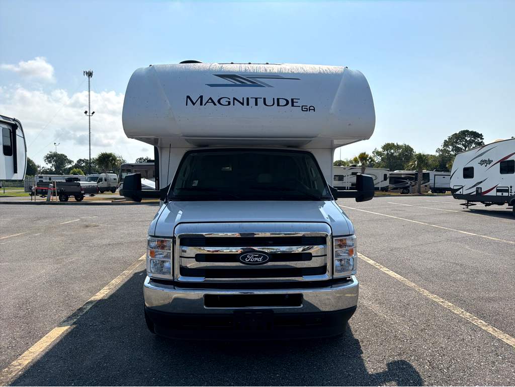 2027 THOR MOTOR COACH MAGNITUDE GA28 - Image 8