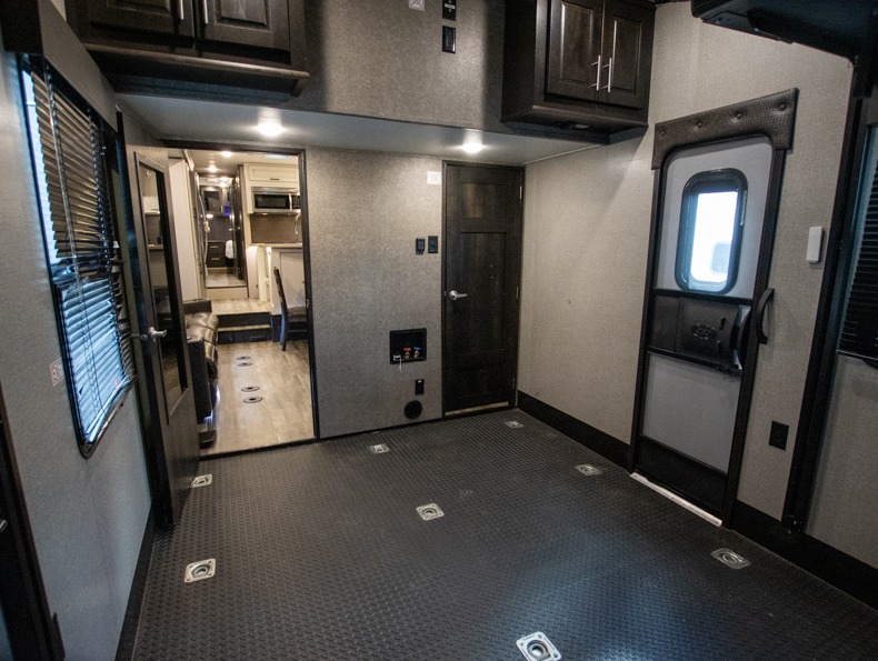 2020 Jayco Seismic 4013 - Image 25
