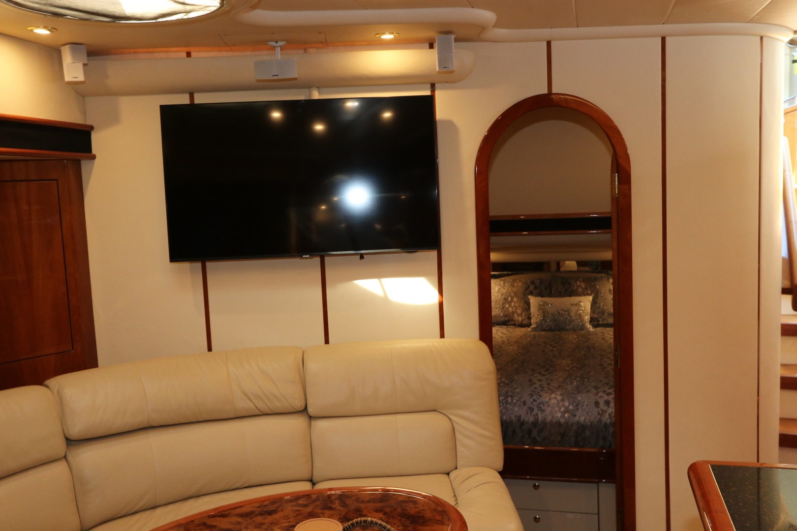 2005 Neptunus 56 Express - Image 31