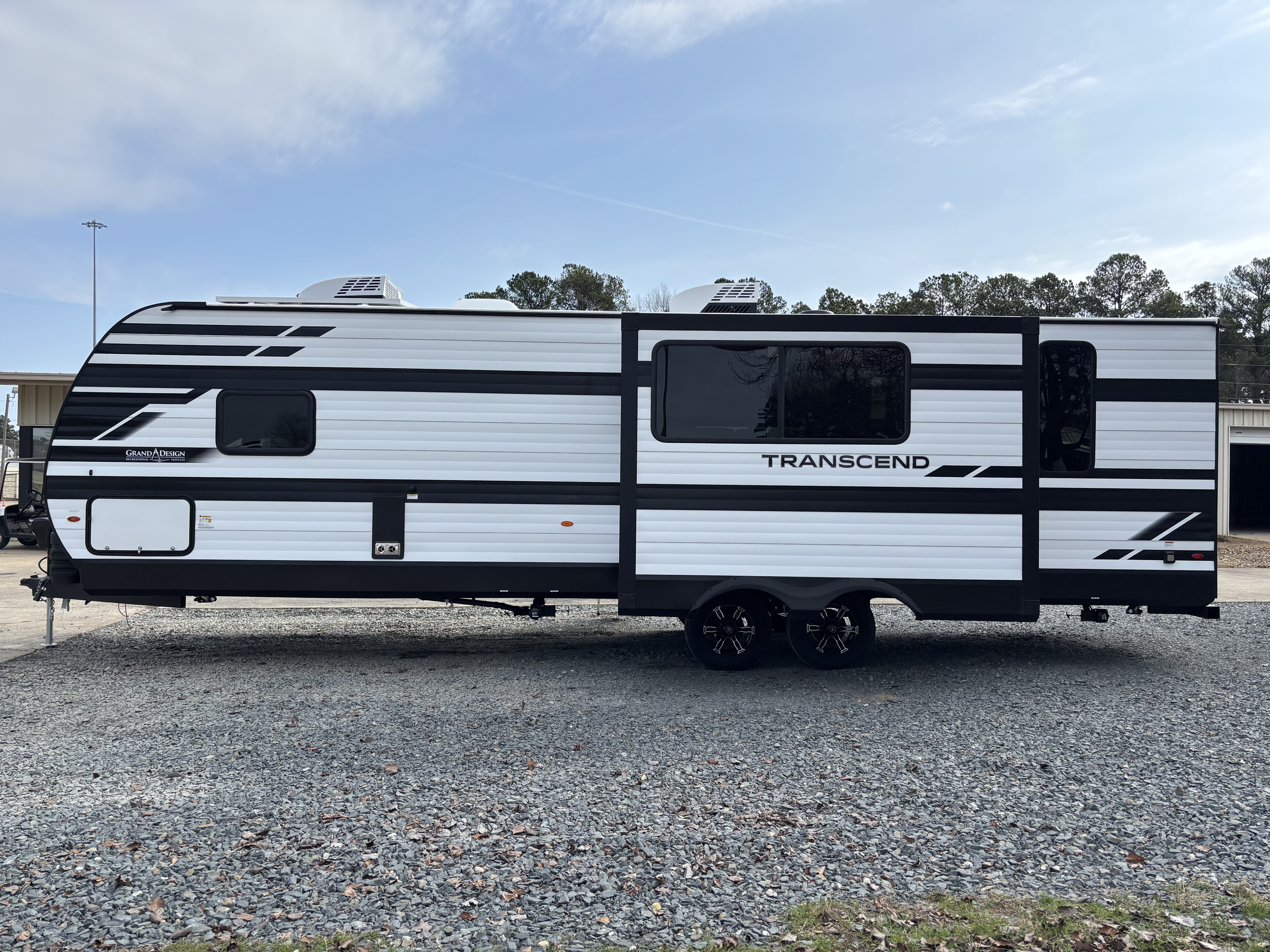 2026 Grand Design Transcend 285RKT - Image 5