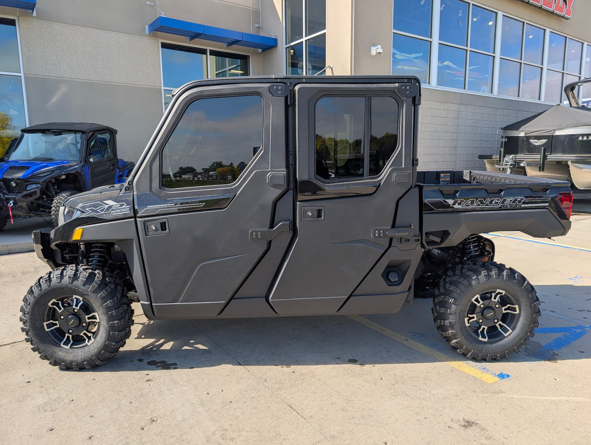 2027 Polaris Ranger Crew XP 1000 NorthStar Texas Edition - Image 2