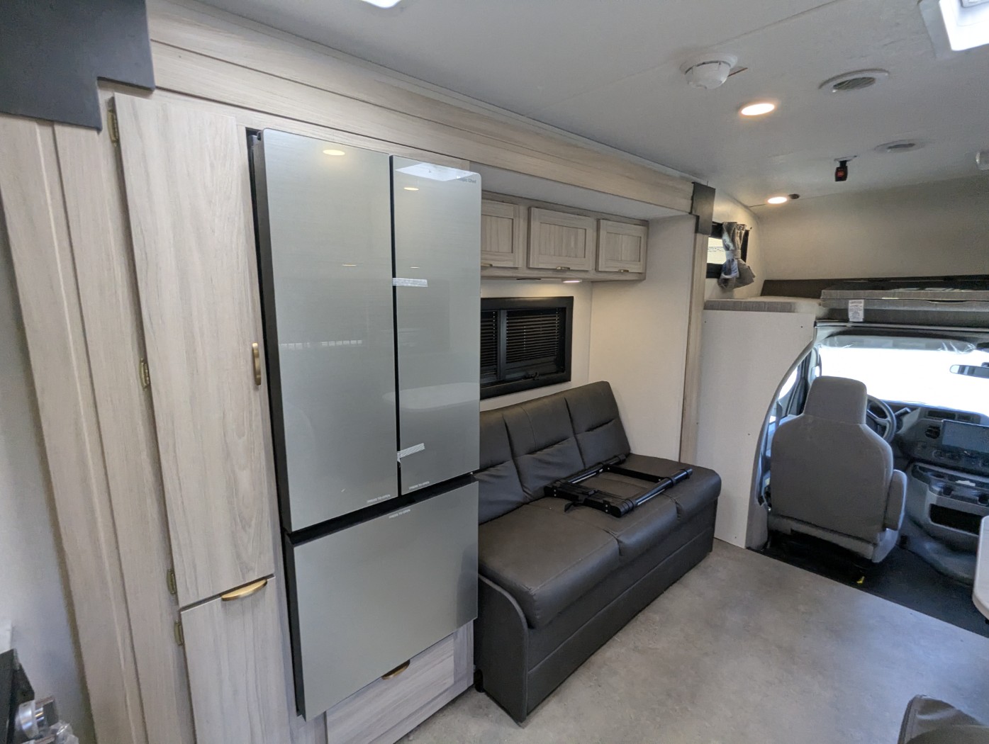2027 Coachmen Cross Trail 26XG - Image 24