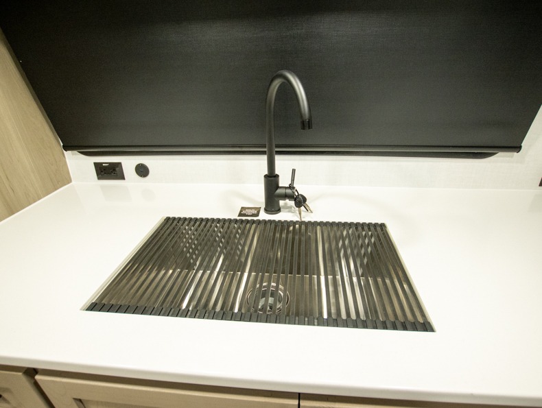 2026 Forest River Rockwood Mini Lite 2523MBR - Image 10