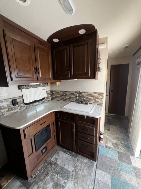 2015 Jayco 38RLTS - Image 8