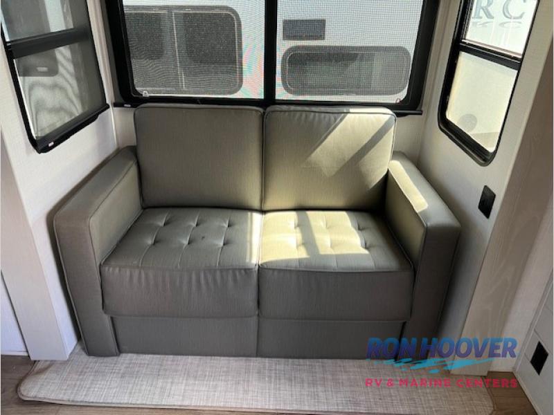 2024 PALOMINO 384RK - Image 7
